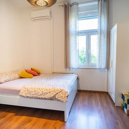 Goga Nova Apartman Zára Kültér fotó