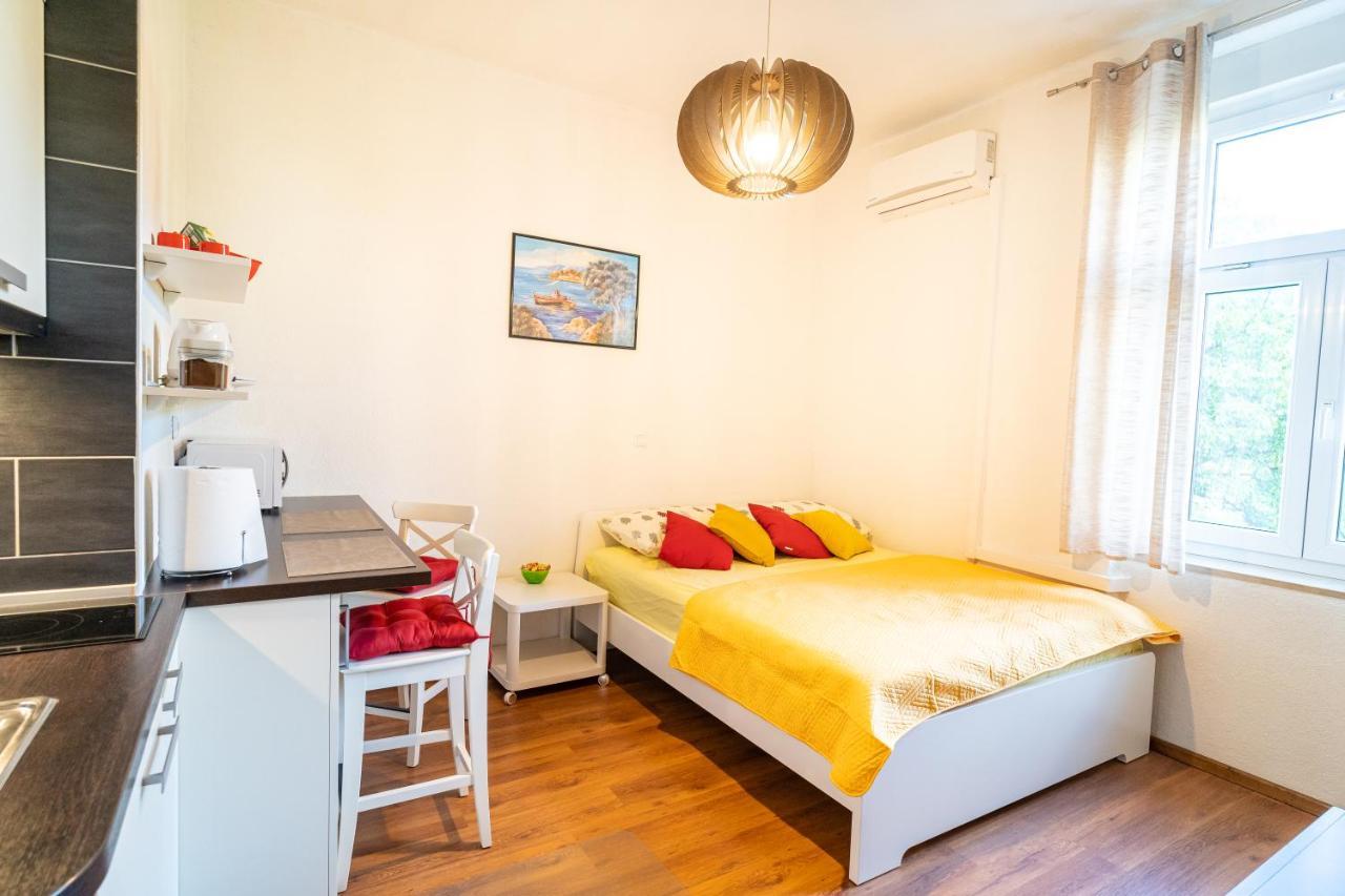 Goga Nova Apartman Zára Kültér fotó